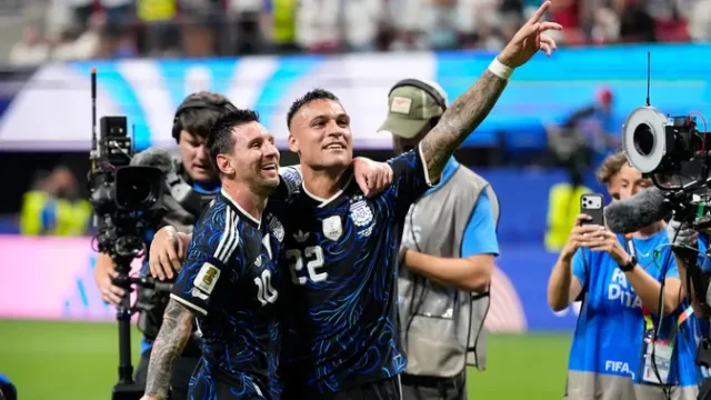 LAUTARO-MARTINEZ-SAMAI-REKOR-AGUERO-CATAT-GOL-KE-41-UNTUK-ARGENTINA