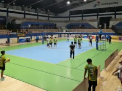 Liga Voli Mahasiswa 2026: STIES Mitra Karya dan Budi Luhur Pastikan Tempat di Semifinal