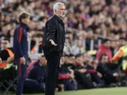 MOURINHO PERSEMBAHKAN KEMENANGAN EL CLASICO UNTUK SUPTER BARCELONA