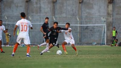 Madura-United-Menang-1-0-atas-Persekabpas-Pasuruan-dalam-Uji-Coba-Taktis