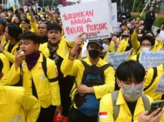 Mahasiswa UI Gelar Aksi di Bundaran HI, Tuntut Perubahan Kebijakan Pemerintah
