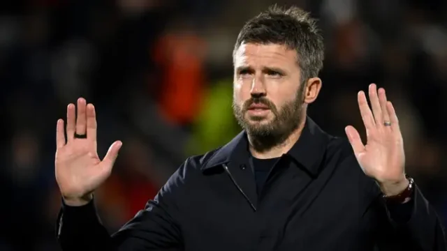 Manchester-United-Di-Persimpangan-Carrick-Bertahan-atau-Diganti