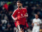 Manchester United Dibantai 0-3, Carrick Cedarkan Bruno Fernandes