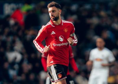 Manchester-United-Dibantai-0-3-Carrick-Cedarkan-Bruno-Fernandes