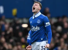 Manchester United Gencar Pantau Branthwaite Jika Martinez Pergi