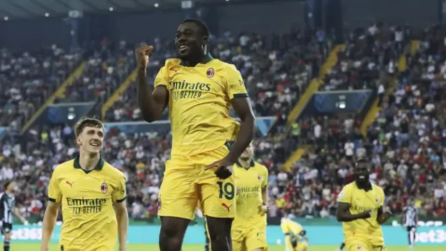 Manchester-United-Siap-Goyang-AC-Milan-Demi-Fofana-di-Bursa-Januari-2027