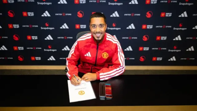 Manchester-United-Terpuruk-Perpecahan-Antara-Pemain-dan-Pelatih-Memburuk
