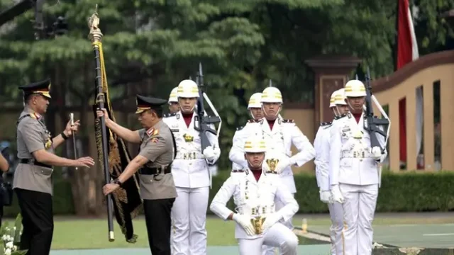 Mutasi-Besar-Polri-Kabareskrim-Irwasum-dan-Kadivpropam-Diganti