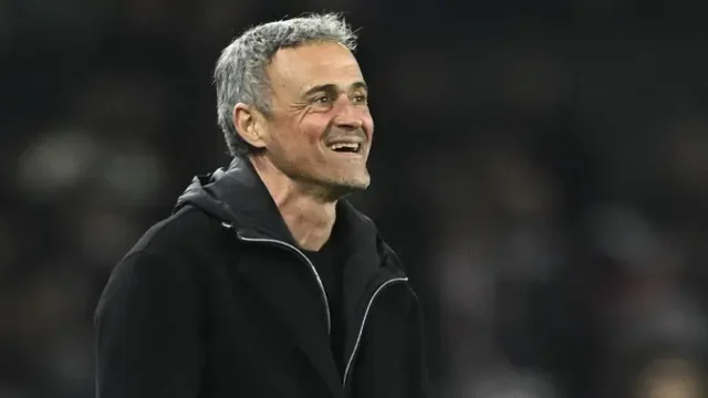 PSG-Hancurkan-Barcelona-4-2-Enrique-Adaptasi-Kunci-Kemenangan