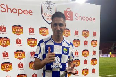 Persib-Bandung-Balik-Menang-3-1-atas-Port-FC-Luka-Menalo-Cetak-Gol-Penutup
