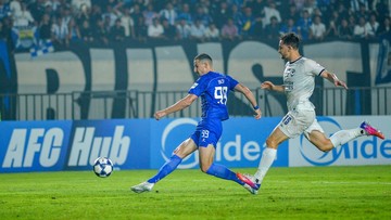Persib-Bandung-Hadapi-Jadwal-Maut-Tujuh-Laga-dalam-Tiga-Pekan-November-2026