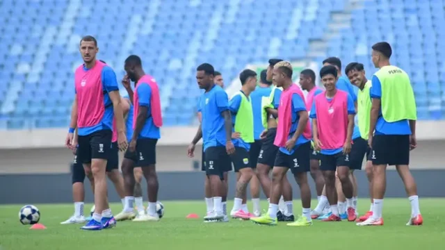 Persib-Bandung-Raih-Kemenangan-Pertama-di-ACL-2-Julio-Cesar-Cetak-Gol-Penentu-di-Seoul