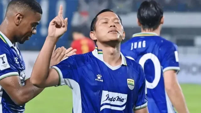Persib-Bandung-Targetkan-Tiga-Poin-di-Debut-ACC-20262027-Lawan-Port-FC