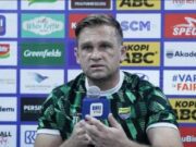 Persib Imbang 2-2, Tolic Pasang Badan untuk Kakang Rudianto