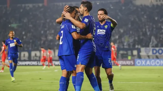 Persib-Kembali-Andalkan-Si-Jalak-Harupat-untuk-Dua-Laga-Kandang-di-Akhir-2026