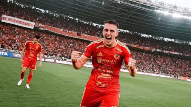 Persija-Bangkit-Dramatis-Kalahkan-Persik-Kediri-2-1-di-JIS