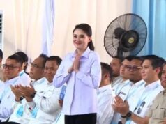 Prabowo Sapa Gubernur Sherly Tjoanda, Tepuk Tangan Meriah Saat Nama Disebut