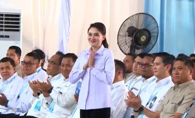 Prabowo-Sapa-Gubernur-Sherly-Tjoanda-Tepuk-Tangan-Meriah-Saat-Nama-Disebut