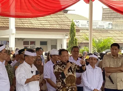 Presiden Prabowo Dorong Gentengisasi untuk Ganti Atap Seng dan Asbes