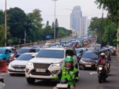 Ribuan Petugas Dishub DKI Turun Atasi Macet Pagi Hari