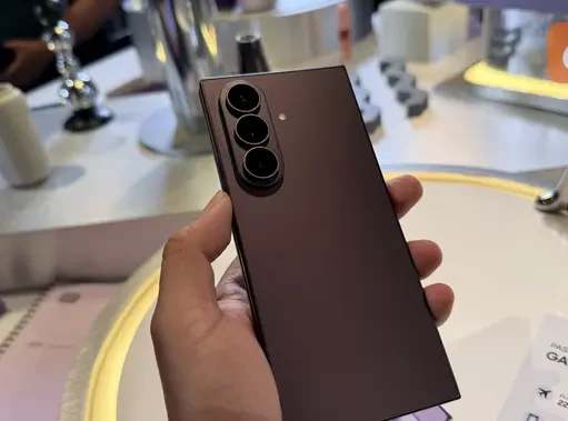 Samsung Galaxy Z Fold8 Ultra: Tipis, Mumpuni, Tanpa Kompromi Kamera