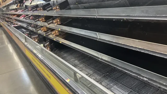 Serangan-Siber-Picu-Kebakaran-di-Ratusan-Supermarket-Prancis