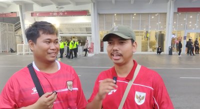 Suporter Ultimatum: Ganti Herdman Jika Tak Juara!