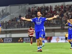 Thom Haye Terjebak Siklus Pertandingan Tanpa Henti, Kelelahan Mengancam Persib