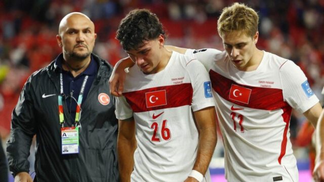 Turki-Gegerkan-Dunia-Sepak-Bola-448-Pejabat-Klub-Disanksi-Akibat-Taruhan