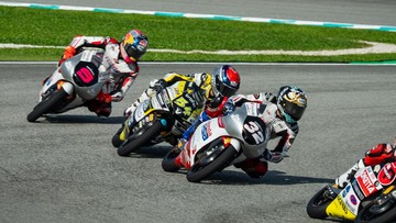 Veda-Ega-dan-Hakim-Danish-Bertarung-Hingga-Garis-Finis-di-Moto3-Malaysia-2026