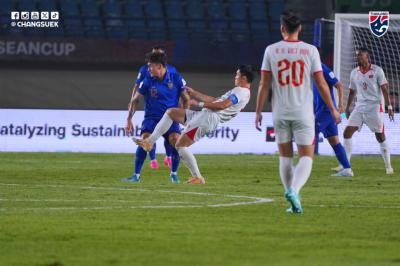 Vietnam-Kalah-2-0-dari-Thailand-Eksperimen-Kim-Sang-sik-Jadi-Sorotan