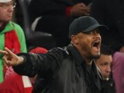 Vincent Kompany Pingsan di Latihan, Bayern Munchen Serahkan Tugas Sementara ke Asisten