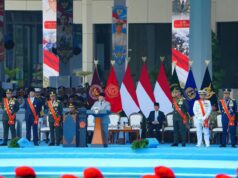 Penuh Khidmat, Panglima TNI Dampingi Presiden Prabowo Pimpin Upacara HUT ke-81 TNI Tahun 2026