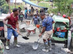 Kodim 1714/PJ Rampungkan Jembatan Beton Merah Putih Tahap VII di Kampung Kulok Enggame