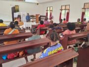 Perkuat Kebersamaan dan Nilai Spiritual : Satgas TMMD Ke-130 Ibadah Minggu Bersama Jemaat Kampung Yamboi