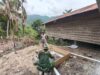 Wujudkan Sanitasi Layak, Satgas TMMD ke-130 Kebut Pembangunan MCK di Kampung Yamboi