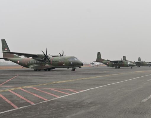 Percepat Penanganan Karhutla, TNI Semai 11.2 Ton Garam Dukung OMC di Kalimantan