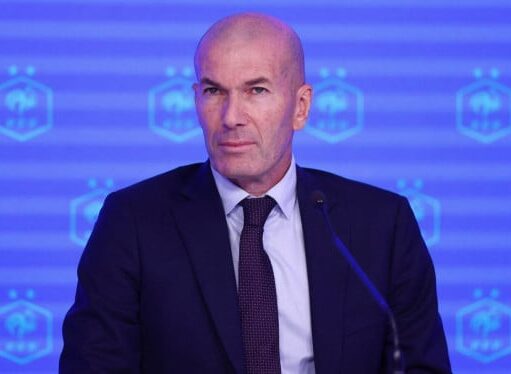 Zinedine Zidane Bela Cristiano Ronaldo Usai Tinggalkan Timnas Portugal