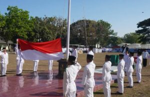 Bupati Sumbawa Ajak Santri Kuasai Iptek