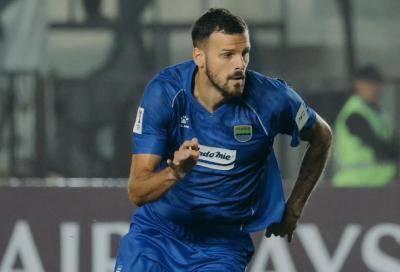 Patricio-Matricardi-Benteng-Jangkung-Persib-yang-Menaklukkan-Melbourne-Victory